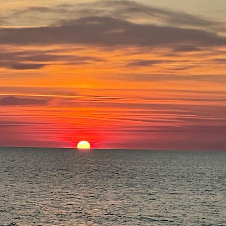 Magija Baltyku Hotell Sarbinowo Exteriör bild